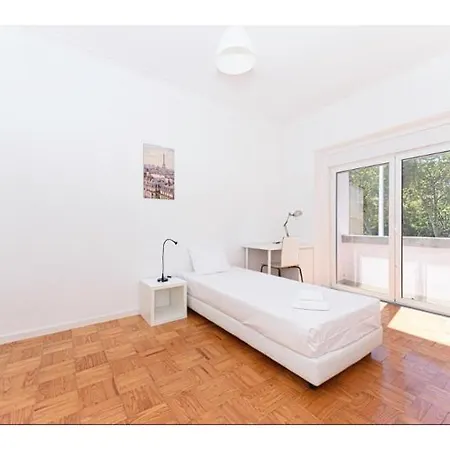 公寓 Houze Comfortable In Laranjeiras Lisboa